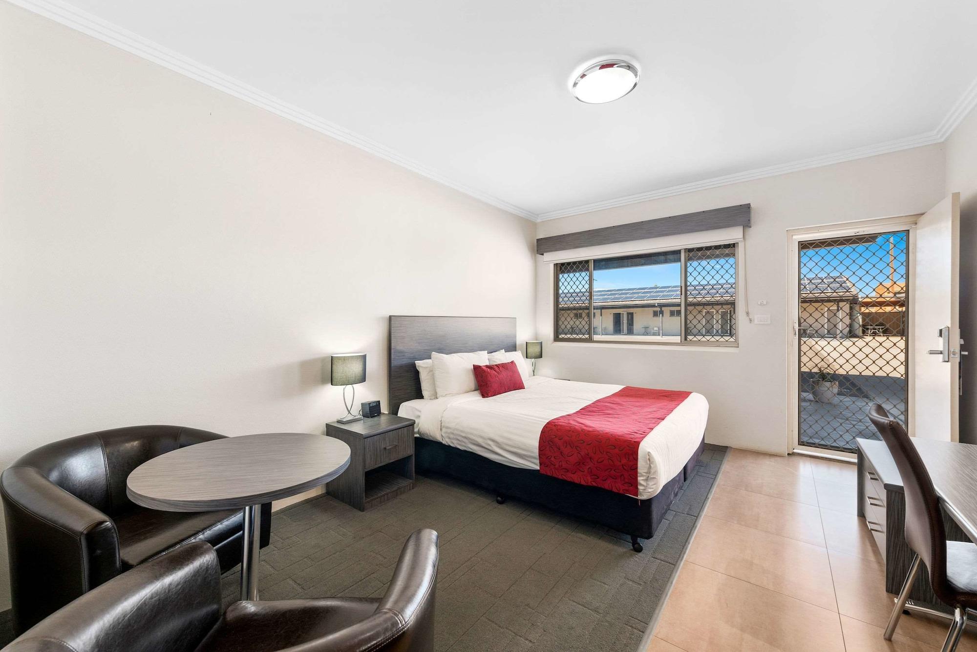 Comfort Inn Мори Экстерьер фото